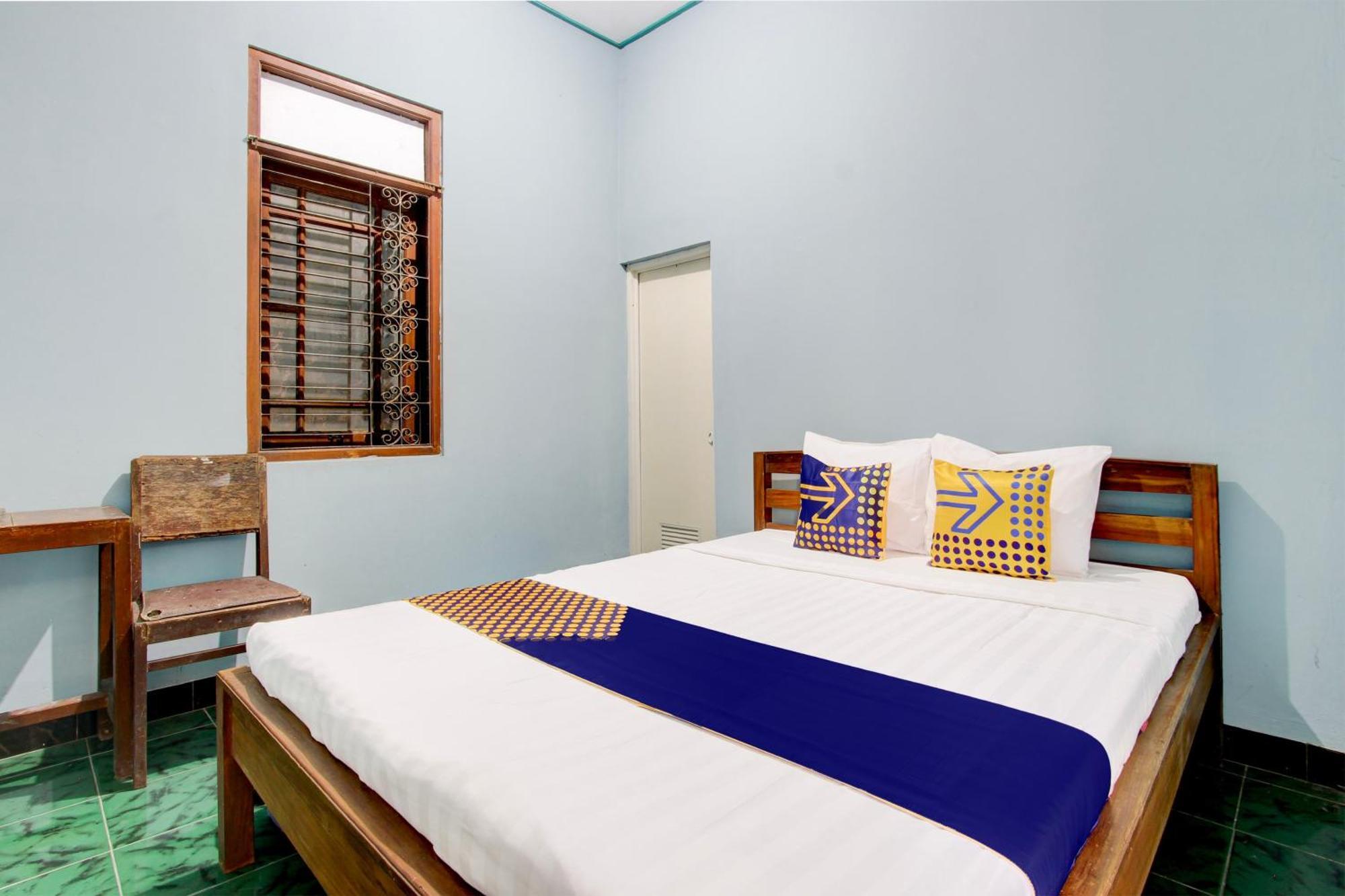 Spot On 94085 Hotel Agung Purwokerto Kültér fotó