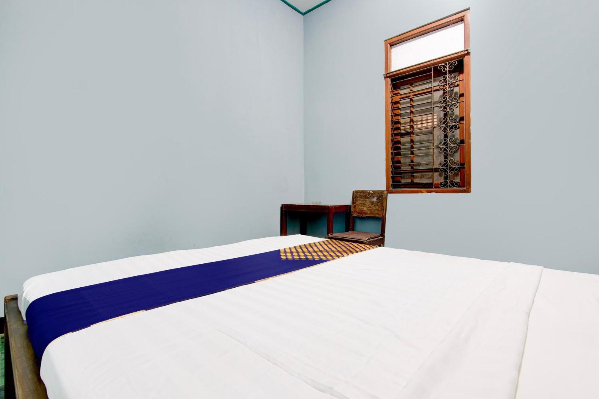 Spot On 94085 Hotel Agung Purwokerto Kültér fotó