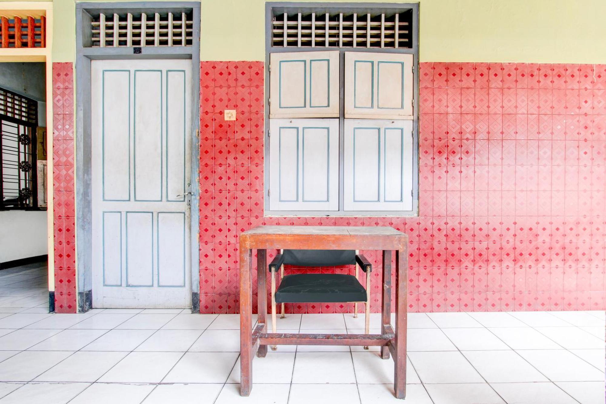 Spot On 94085 Hotel Agung Purwokerto Kültér fotó