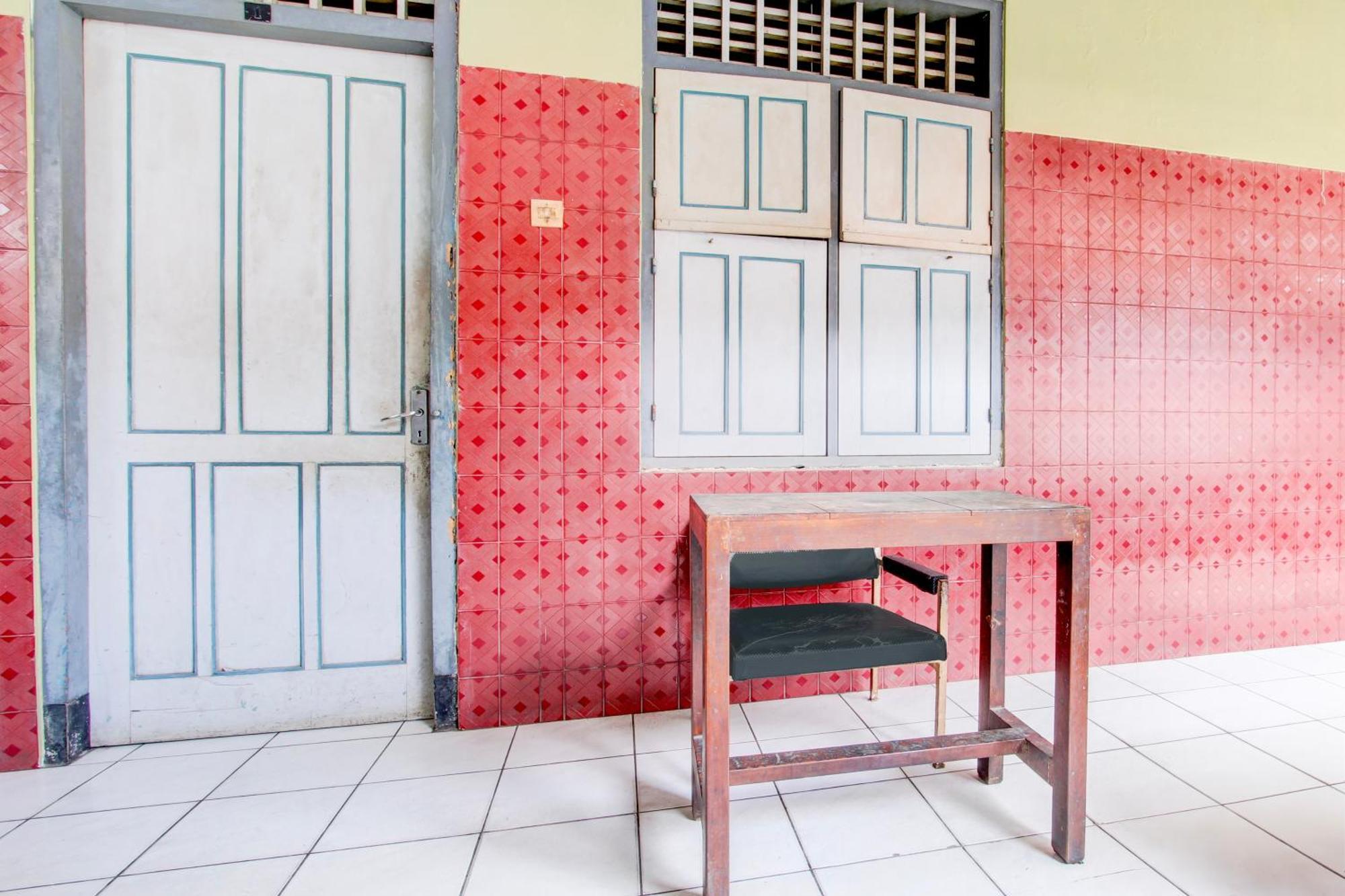 Spot On 94085 Hotel Agung Purwokerto Kültér fotó